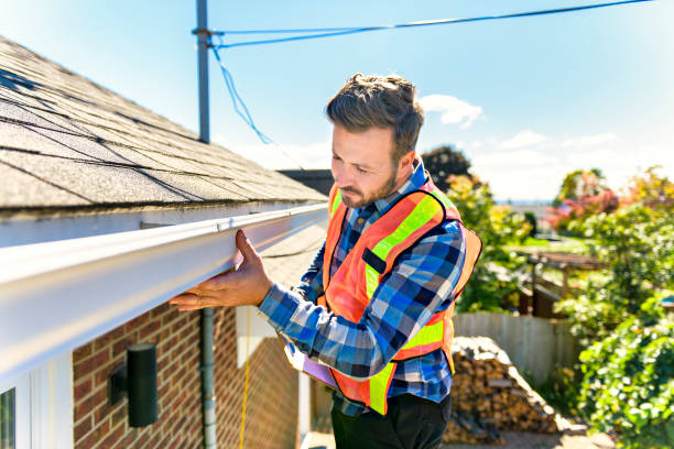 Best Wood Shake Roofing  in Alton, IA